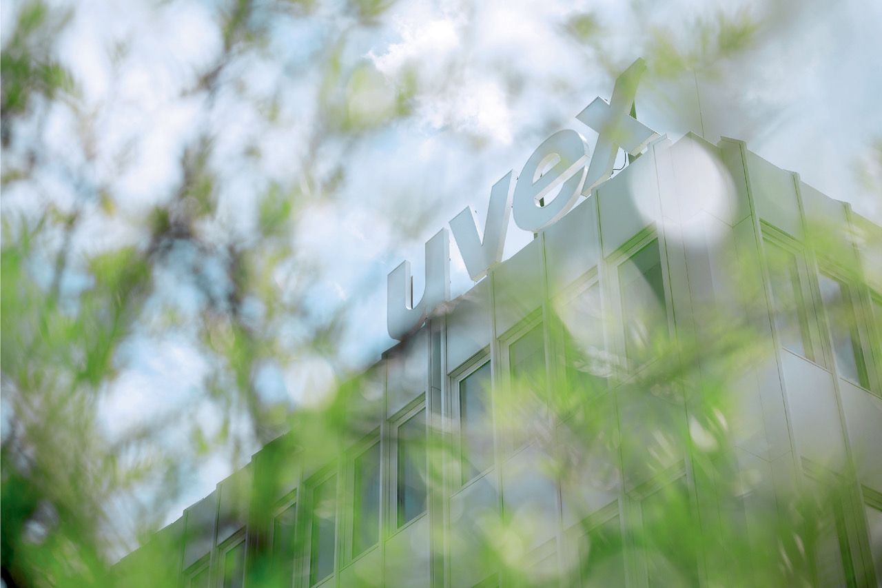 uvex introduces carbon footprint calculation for enhanced environmental transparency
